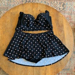 Adult plus size Disney Minnie Mouse two piece swimsuit w/skirt & underwire top